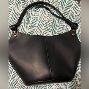 Portland Leather Small Kangaroo purse